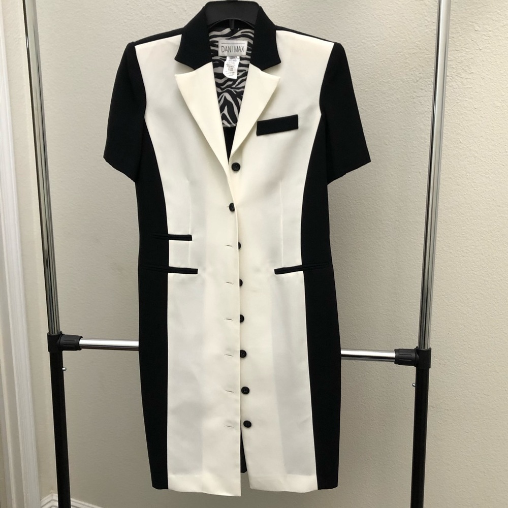 [Dani Max] Vintage Black and White Buttoned Dress